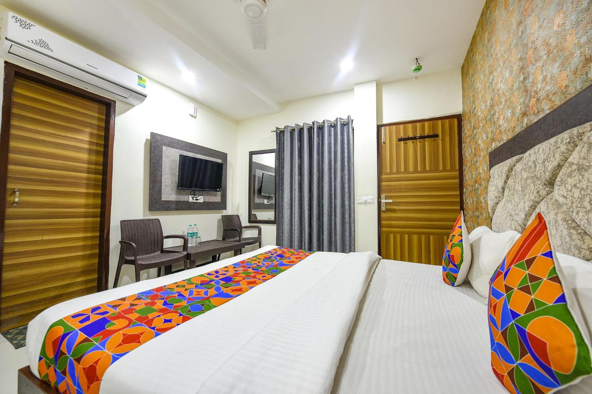 Fabhotel Green Valley Chandigarh Bagian luar foto