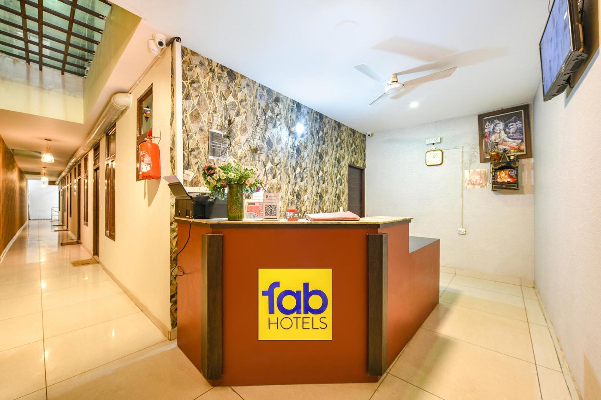 Fabhotel Green Valley Chandigarh Bagian luar foto