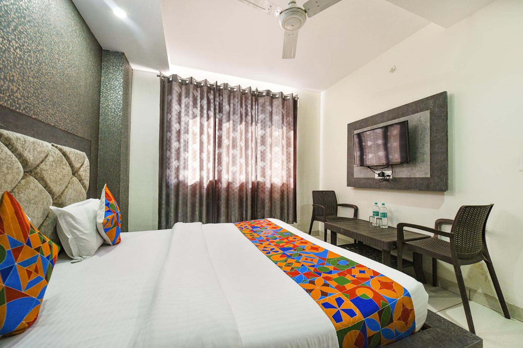Fabhotel Green Valley Chandigarh Bagian luar foto